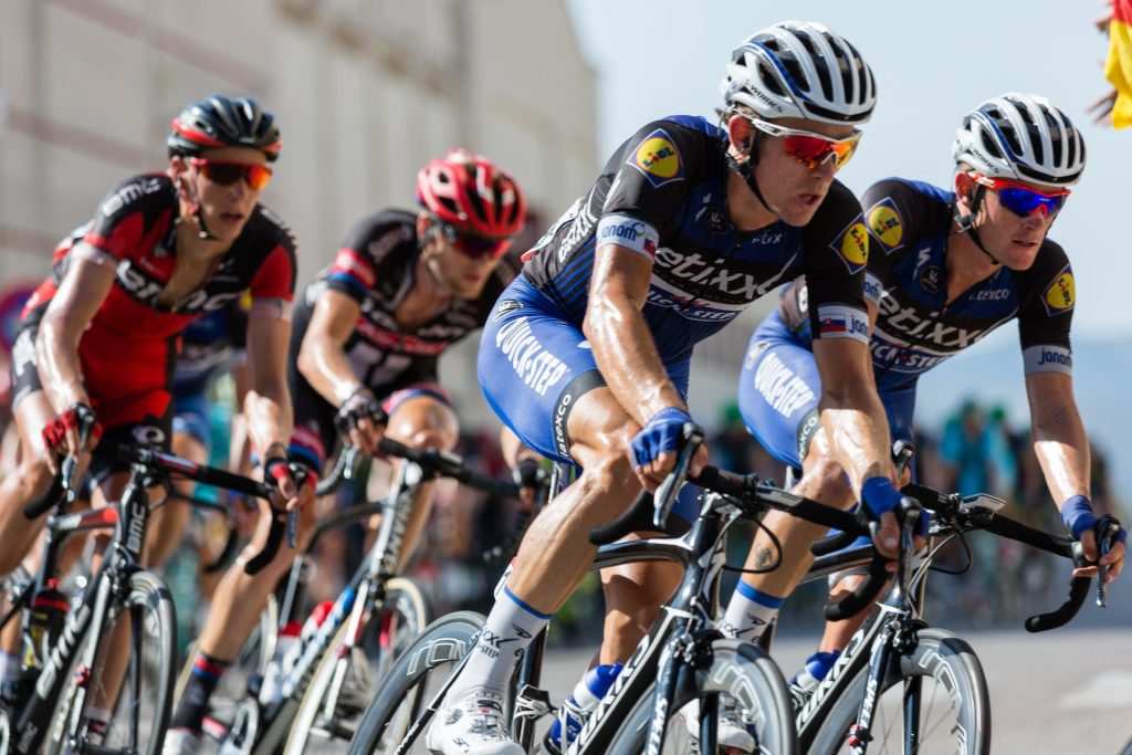 Bicycle drafting mechanics reveal 4 proven secrets to shatter exhausting aerodynamic drag showing bicycle drafting mechanics