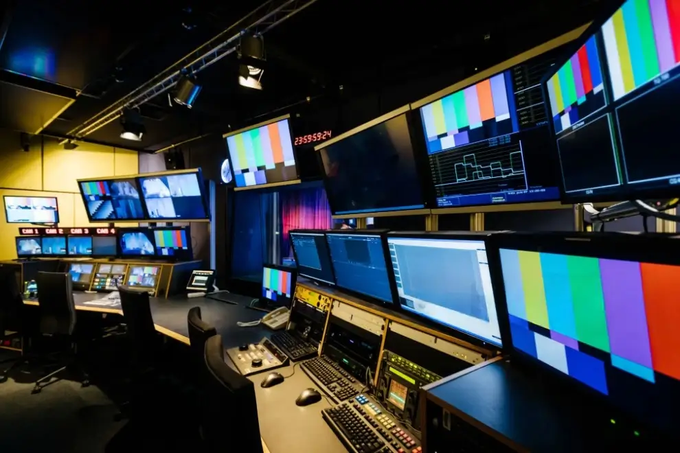 Broadcast news control room mechanics and 4 proven rules that prevent costly live broadcast disasters showing broadcast news control room mechanics