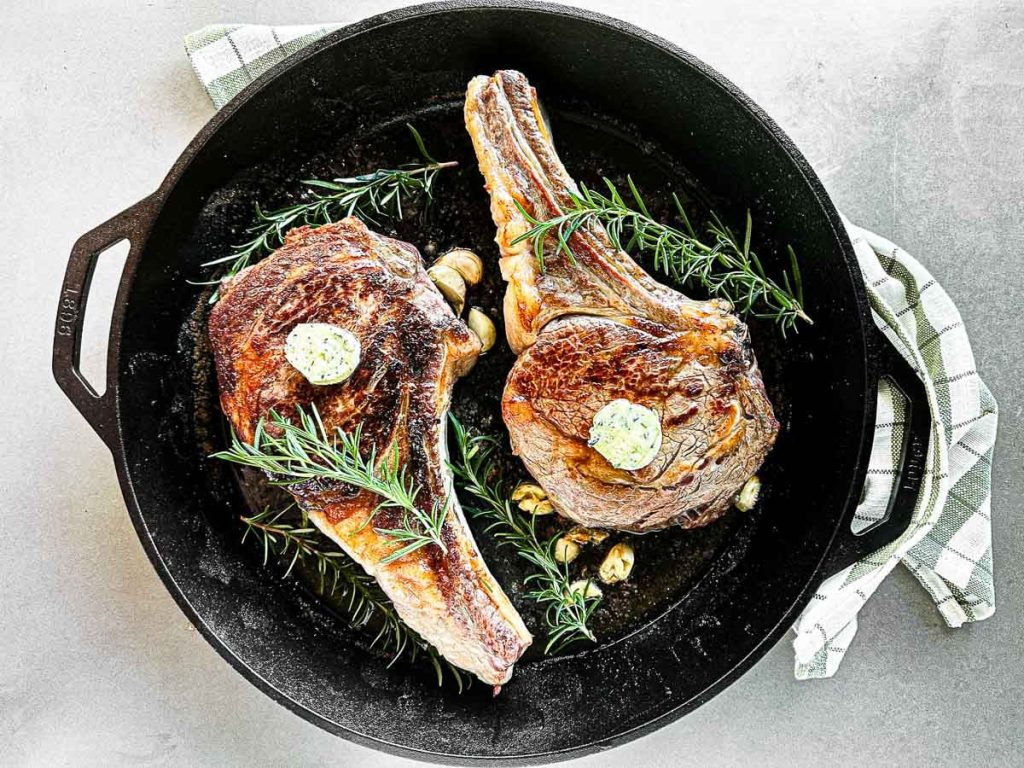 Pan searing mechanics and 4 proven secrets to create exceptional crust showing pan searing mechanics