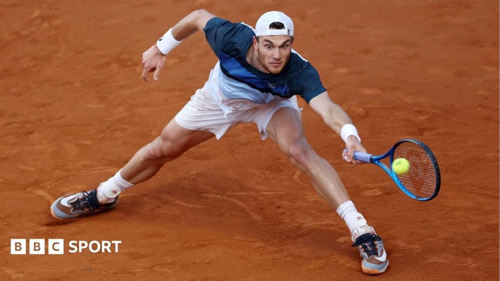 Tennis topspin mechanics reveal 4 proven forces behind devastating baseline power showing tennis topspin mechanics