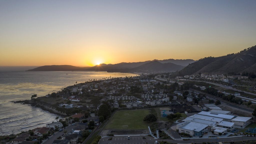 Heat Advisory Warnings Hit California With 4 Major Dangers illustrating heat advisory