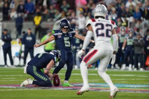Jason Myers Delivers 3 Crucial Kicks In Stunning Display Against 49ers illustrating jason myers