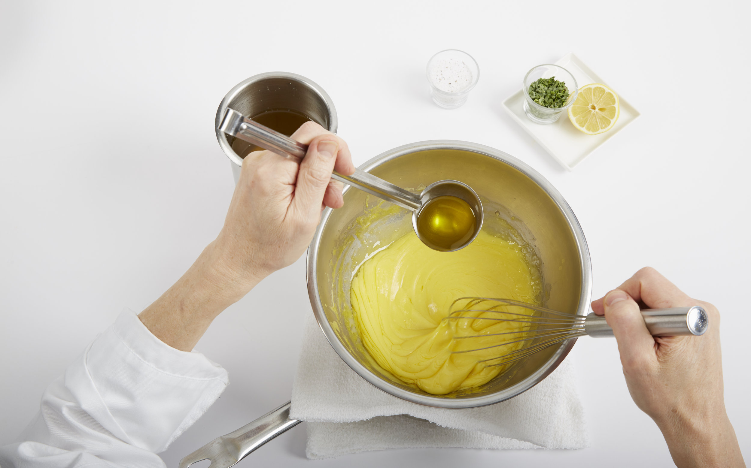 Detailed breakdown illustrating why emulsion sauce mechanics matters