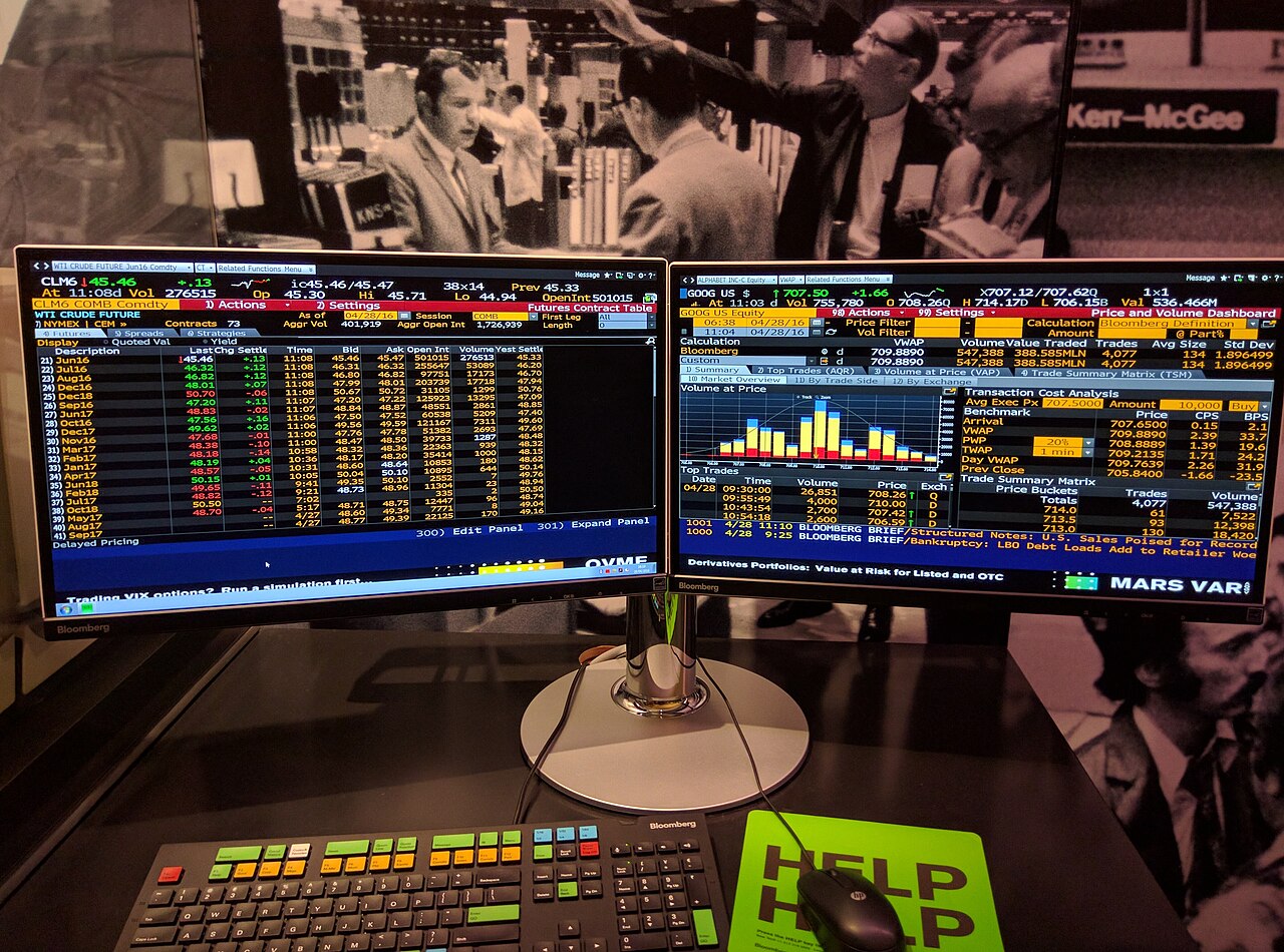 Detailed breakdown illustrating why options delta hedging mechanics matters