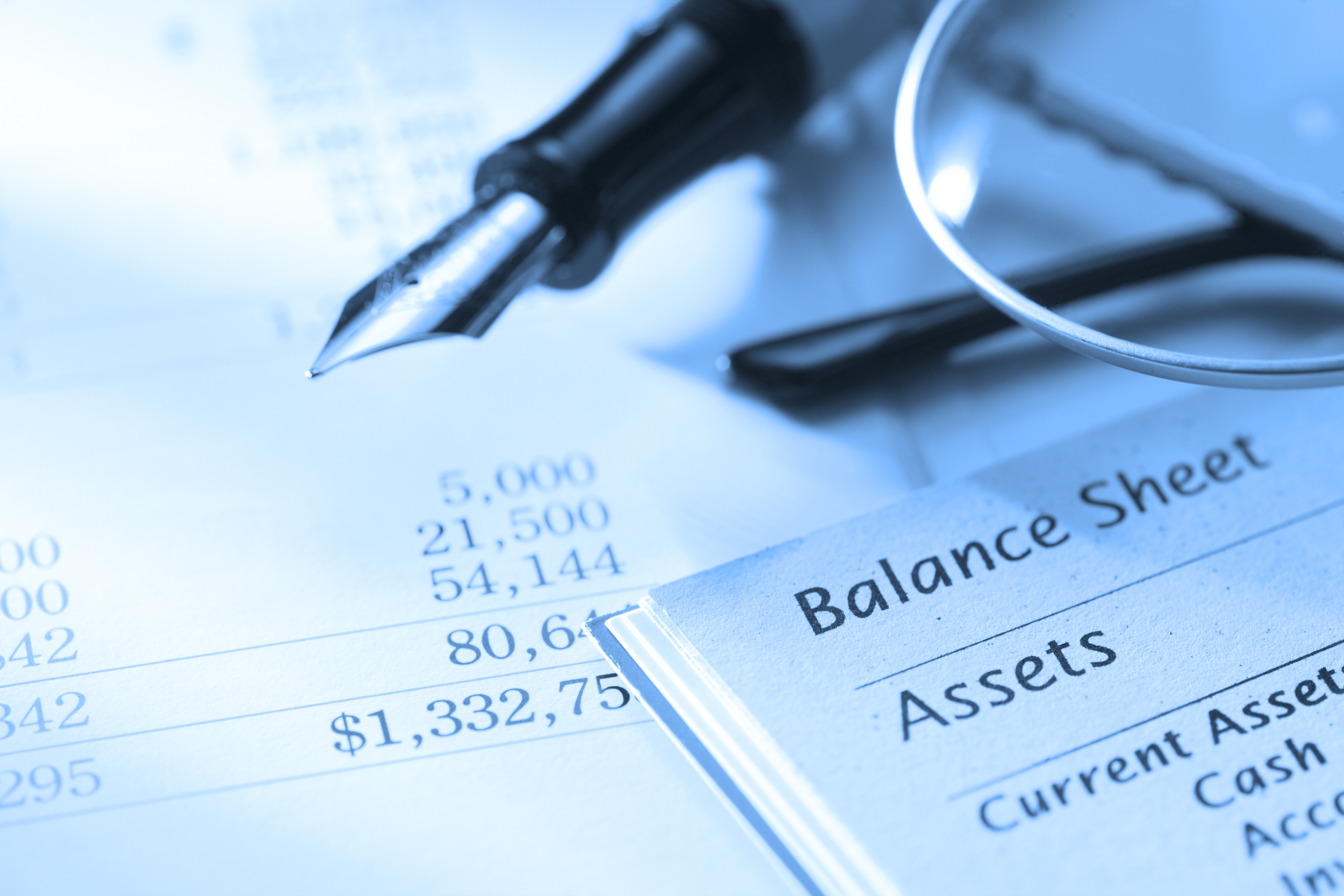 Detailed breakdown illustrating why sequence of returns risk mechanics matters