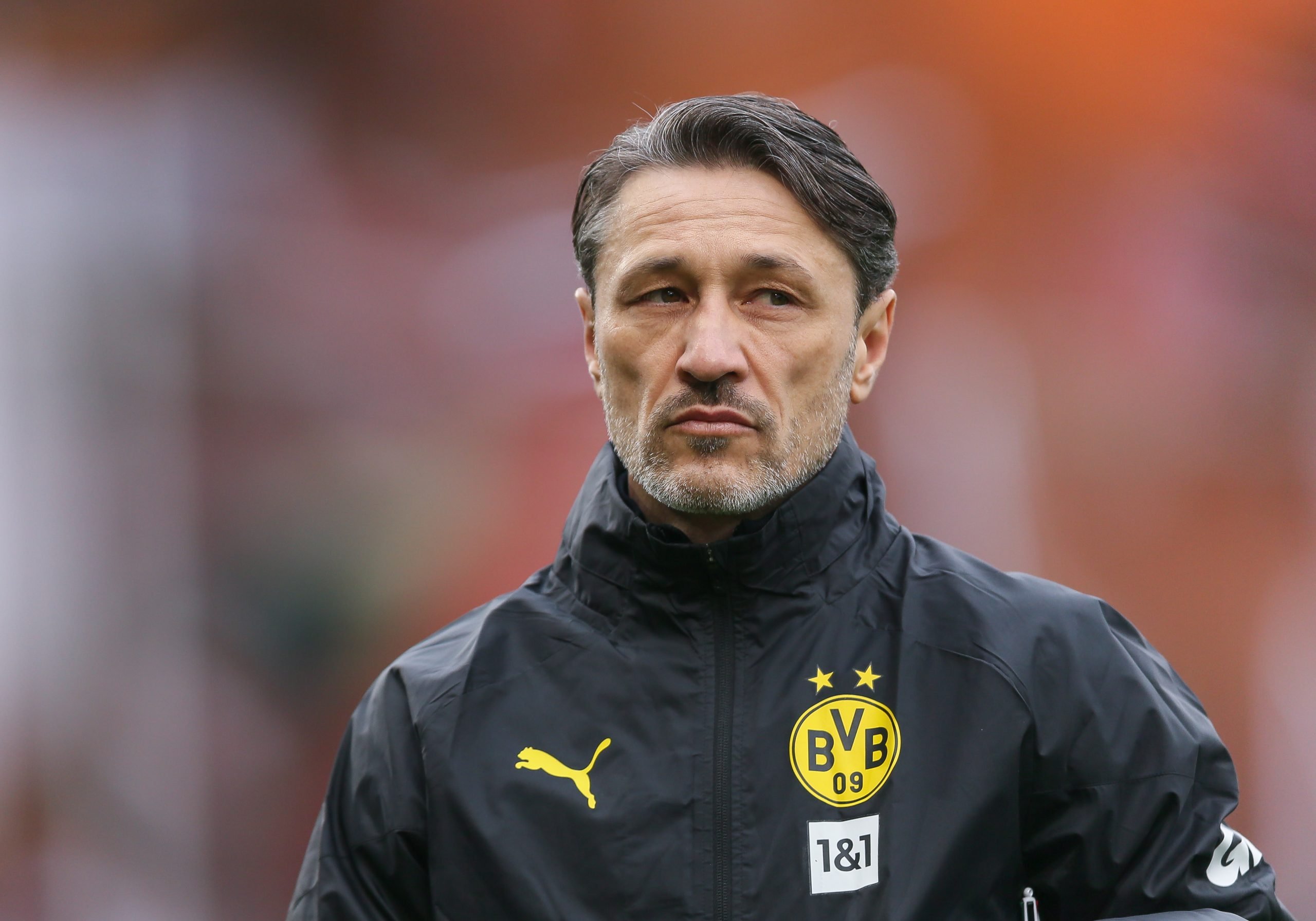 Detailed analysis view examining borussia dortmund