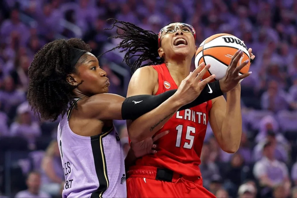 Detailed analysis view examining jordin canada