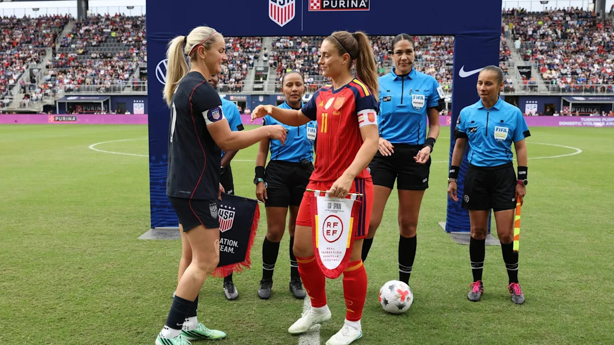 Detailed analysis view examining uswnt