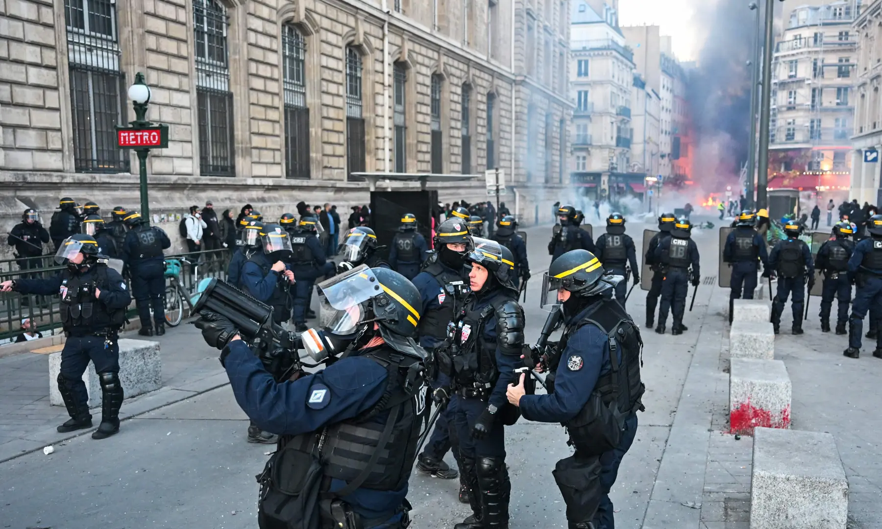 Detailed analysis view examining why are they protesting in france