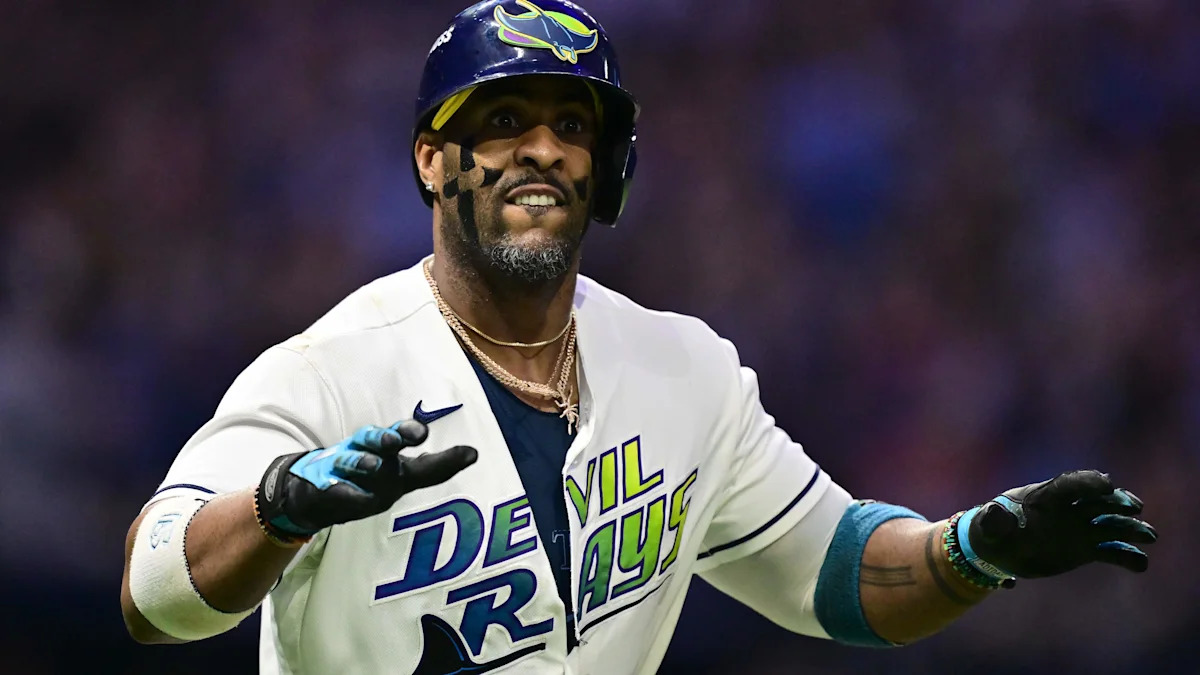 Detailed analysis view examining yandy diaz